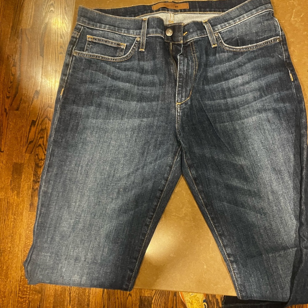 Men's Dark Blue Jeans